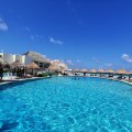 grand-park-royal-cancun-piscinas