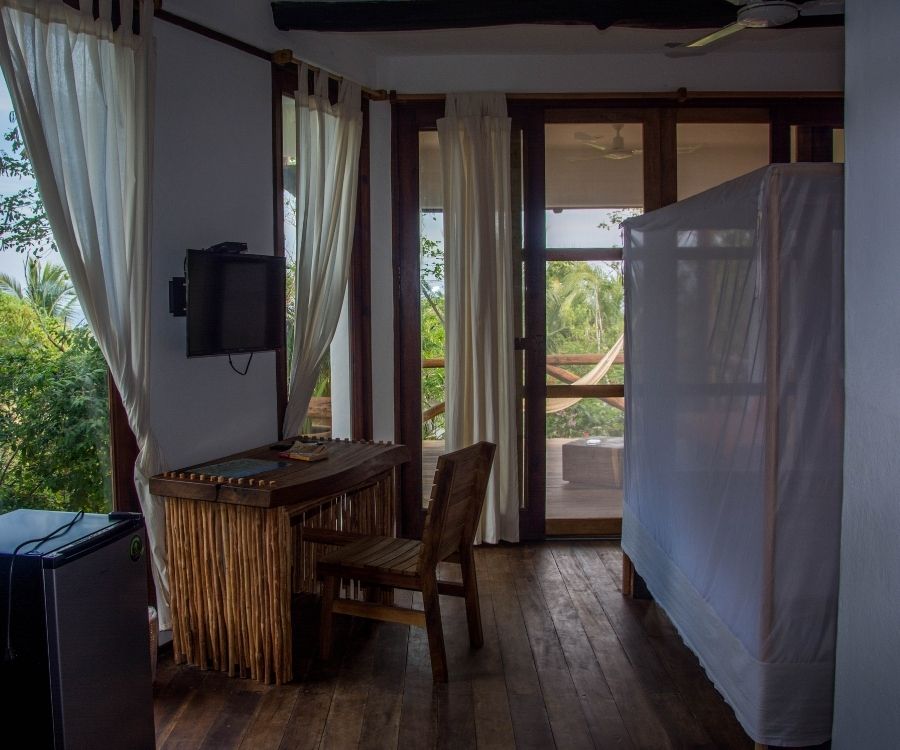 el alquimista hotel precios