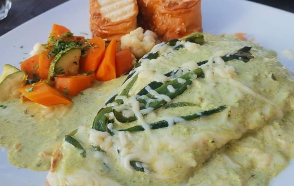 la costa marinera mazatlán