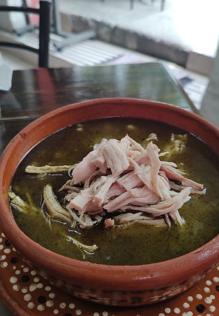 pozole verde de cerdo estilo guerrero