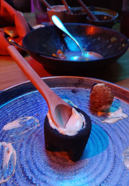 carajillo restaurante bolitas de chicharrón