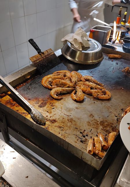 buffet de mariscos hotel fiesta americana