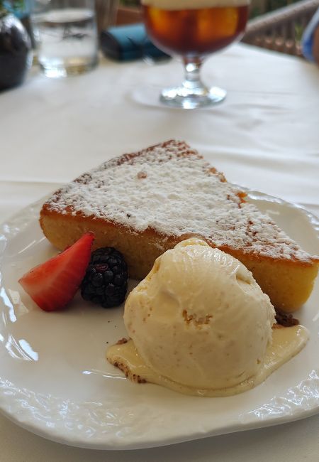 tarta santiago restaurante ajoblanco