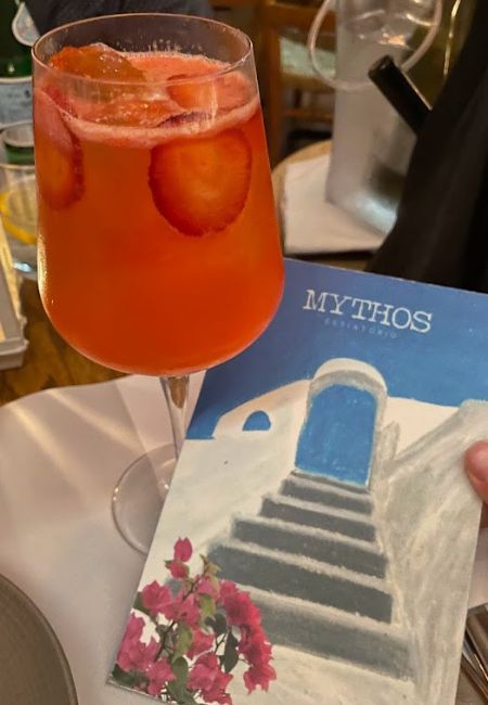 mythos la roma cocteles