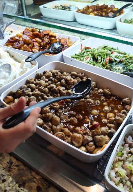 buffet la vaka satelite platillos