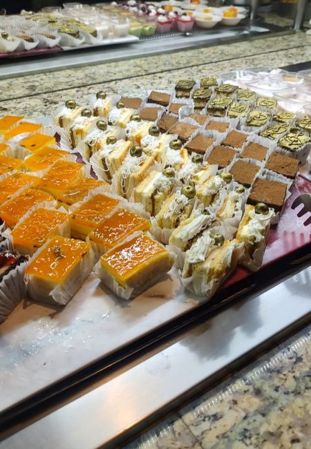 buffet la vaka satelite postres