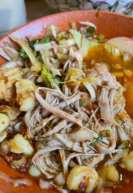 Cenaduria-Chayito-en-Mazatlan-Pozole
