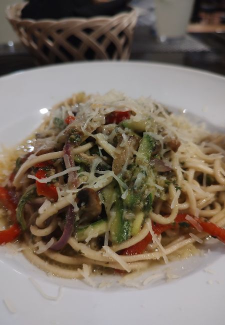 totos mazatlan spaguetti al pesto